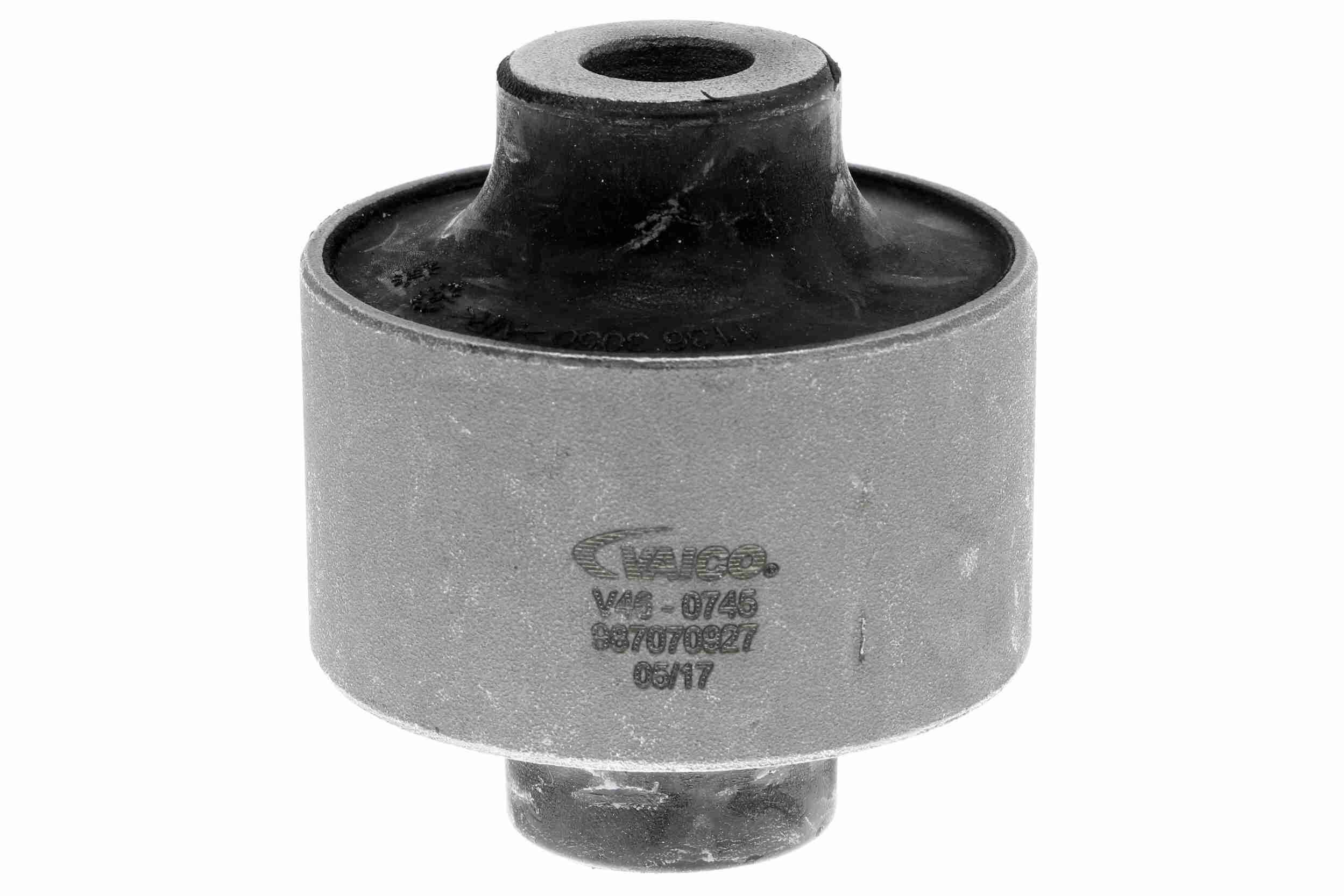 V46-0745
