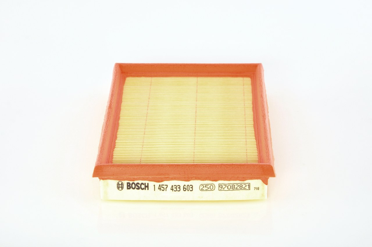 VAF575