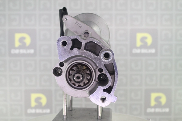 LR014060