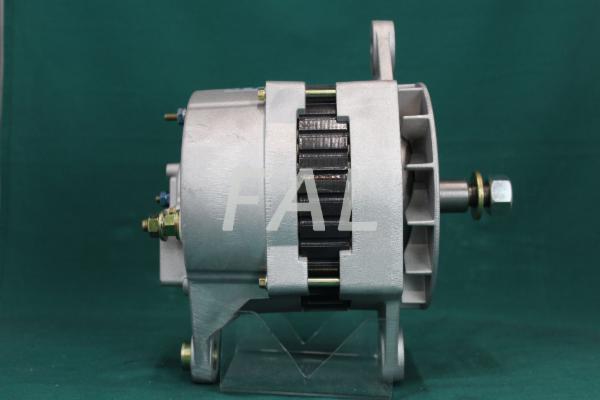 F004777/4