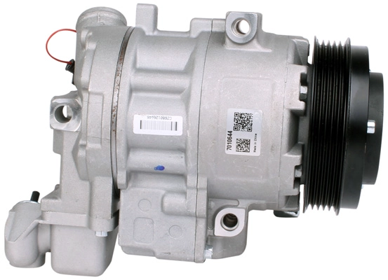 7010644