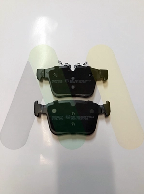 LVXL1895