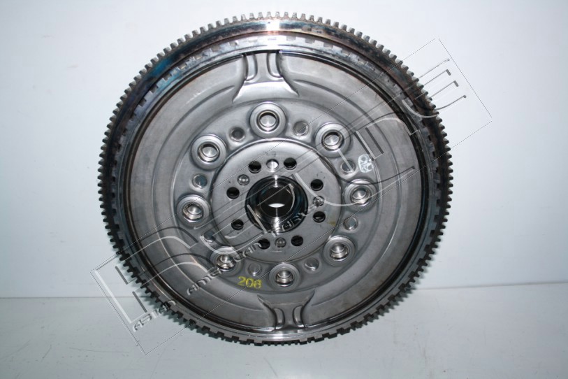 25SS032