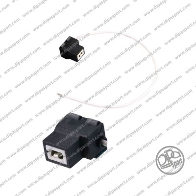 PLUG7703