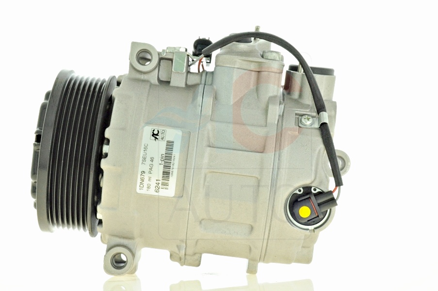 AC-01DN679
