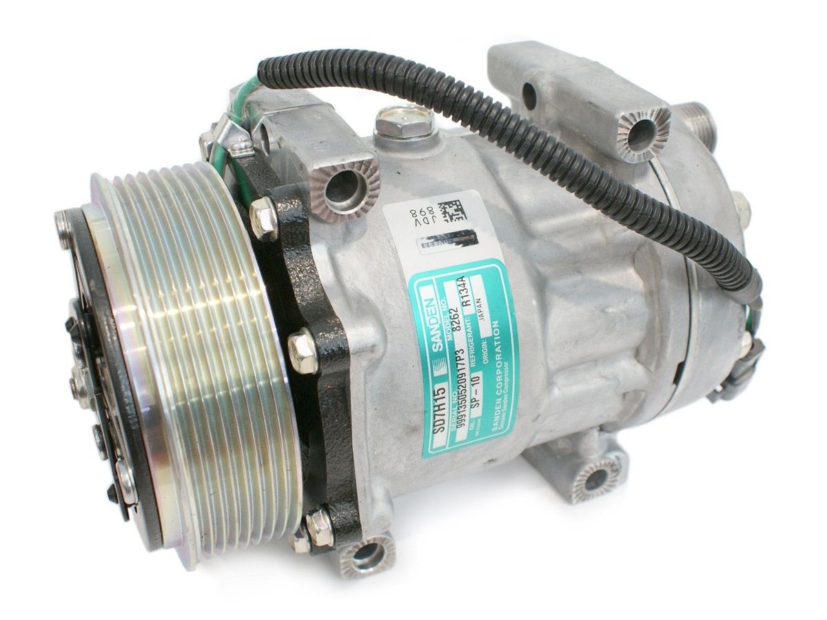 EKL39742