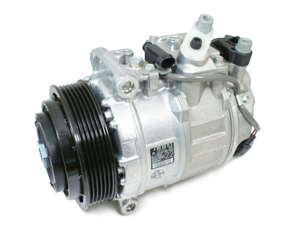 EKL35884