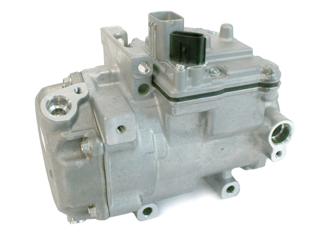 EKL31774