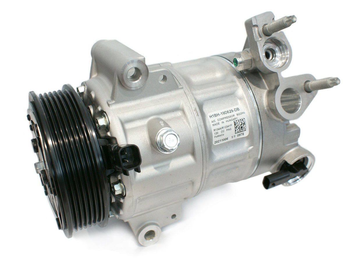 EKL32270