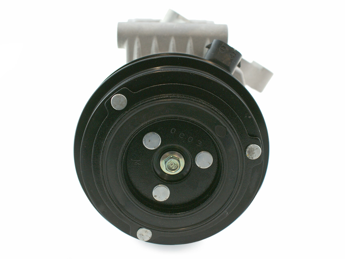 EKL34976