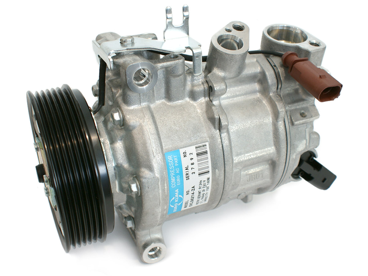 EKL36214