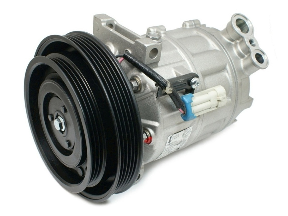 EKL33711