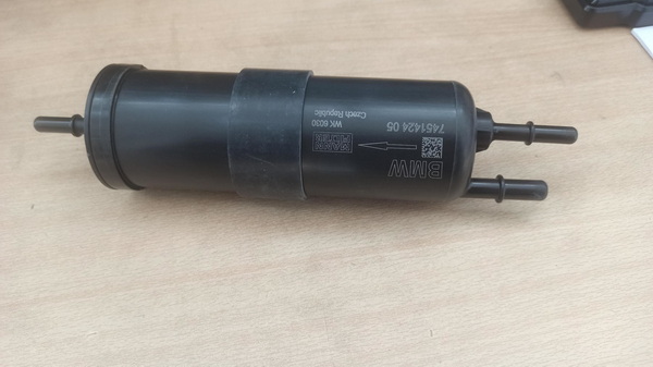 BF0423940025