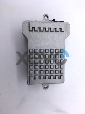 XHR0003